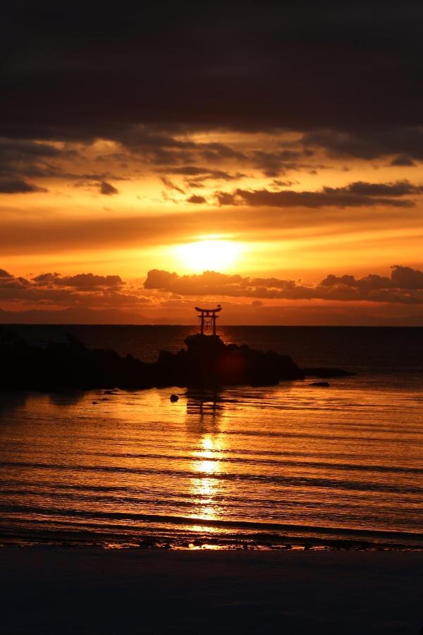 奈多みどり荘 Nada Beach House Kitsuki ภายนอก รูปภาพ